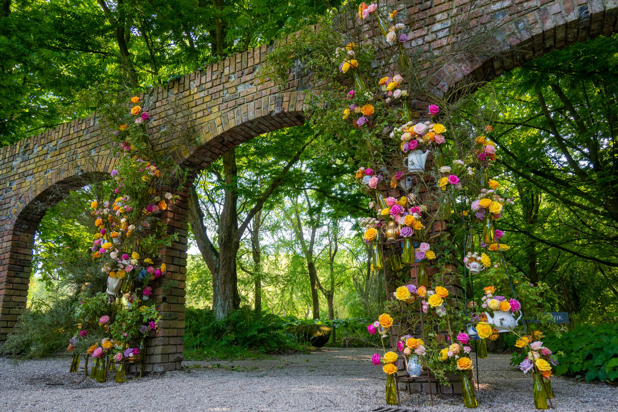 6. bis 11. Juni: Rosenfest in den Schlossgärten Arcen
